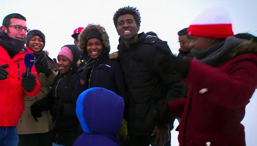 Afrikalı öğrencilerin kar keyfi...