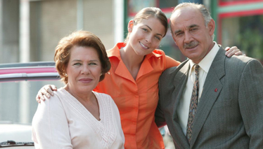 Çemberimde Gül Oya 5. Bölüm