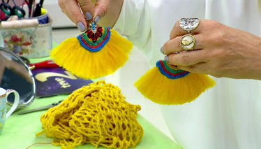 Renkli Dantel Küpeler