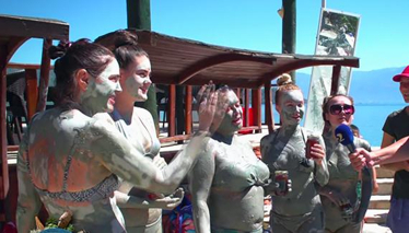 Turistlerle Mini Yarışma