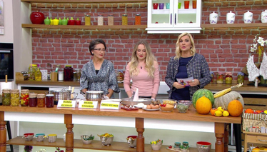 Derya Baykal'la Gülümse 111. Bölüm - 02.12.2019