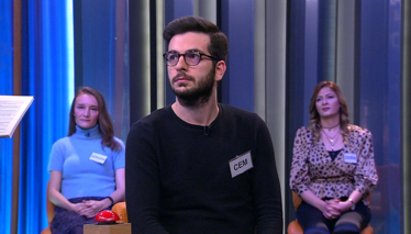 Kelime Oyunu Cem Bey Puan Farkıyla Kazandı