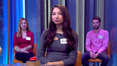 Kelime Oyunu İki parçalı spor kıyafeti