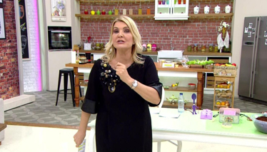 Derya Baykal'la Gülümse 134. Bölüm - 03.01.2020