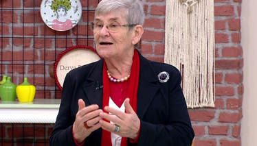 Derya Baykal'la Gülümse Göz Kapağı Düşüklüğü Nasıl Önlenir?