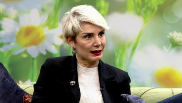 Yeni doğum yapan annelere nasıl davranmak gerekir?