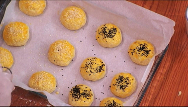 Merakla Beklenen Sade Poğaça Tarifi