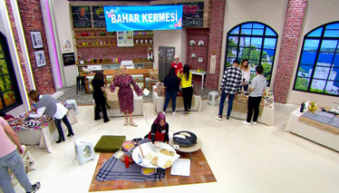 Derya Baykal'la Gülümse 182. Bölüm - 12.03.2020