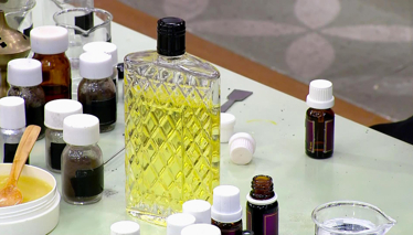 Derya Baykal'la Gülümse Evde Kolonya Yapımı