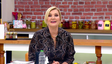 Derya Baykal'la Gülümse 193. Bölüm - 27.03.2020