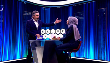 Pes, kaba karşıtı olarak kullanılan söz