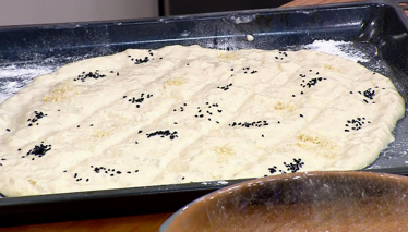 Ev Yapımı Ramazan Pidesi Tarifi