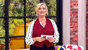 Derya Baykal'la Gülümse 218. Bölüm - 03.06.2020