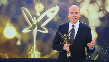 En İyi Erkek Haber Sunucusu - Cem Öğretir