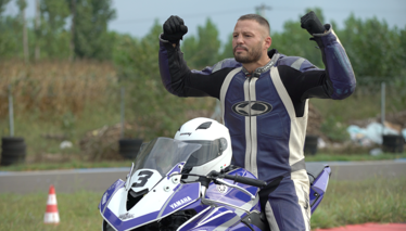 Senden İyi Yok | Fragman