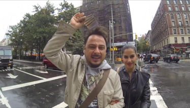 Çok Gezenti Bir Evlilik: "Hataları unutmamaktır" (New York)