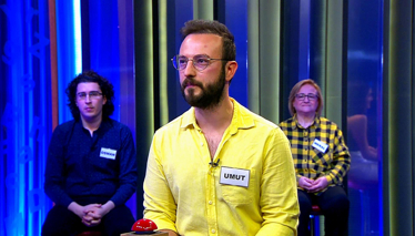 Likralı ve benzer nitelikteki kumaşlardan yapılan bir tür alt giyeceği