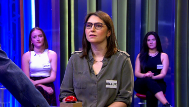 Turnusol kağıdının bazik çözeltilerde aldığı renk