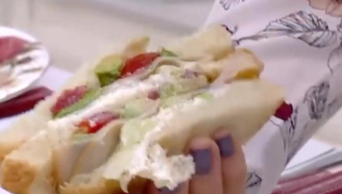 Hindi Jambonlu Sandviç Tarifi