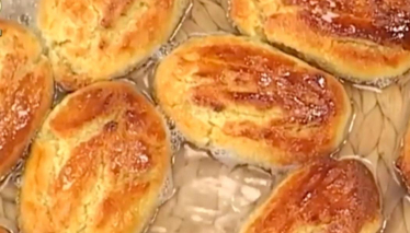 Bayat Ekmekli Şeker Pare Tarifi