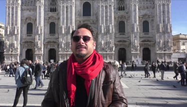 Çok Gezenti Bir Evlilik:"Onun saçıyla başıyla ilgilenmektir"