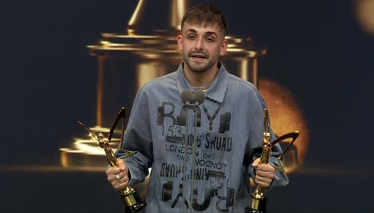 Yılın Şarkısı – Sefo