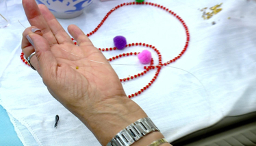 Kristal Boncuklu Gözlük Kolyesi Yapımı