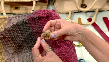 Derya Baykal'la Gülümse Saçaklı Kışlık Çanta Yapımı