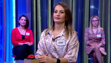 Bir makinenin çeşitli bölümlerini gösteren çizim