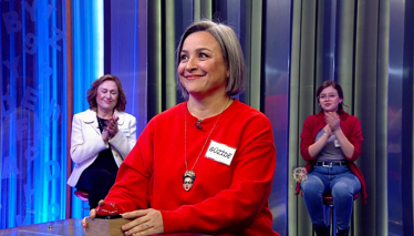 Evlilikle kurulan, doğumla çoğalan insan topluluğu