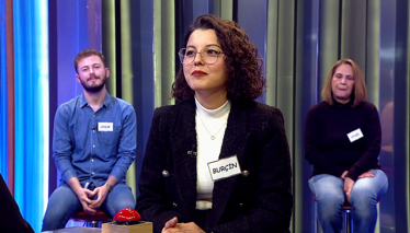 Ceket benzeri bir üst giysisi