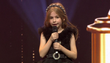 En İyi Çocuk Oyuncu – Azra Aksu