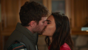 Üç Kız Kardeş 33. Bölüm Fragmanı