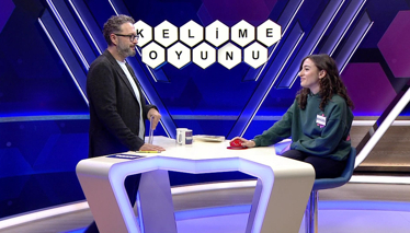 Düz duvara tırmanmayan çocuk modeli