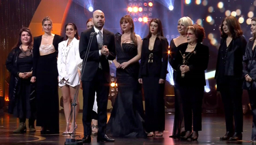 En İyi Dizi – Yalı Çapkını