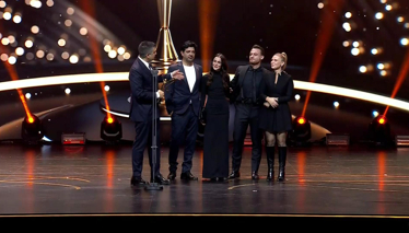 En İyi Romantik Komedi Dizisi – Ya Çok Seversen