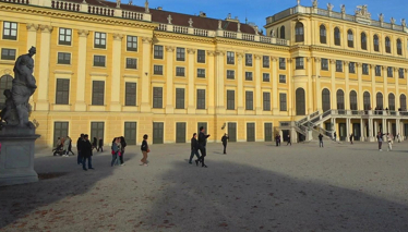 Schönbrunn Sarayı