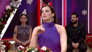 "Kız tamamla artık şu kelimeyi!"