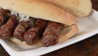 Cevabi Kaymaklı Boşnak Köftesi