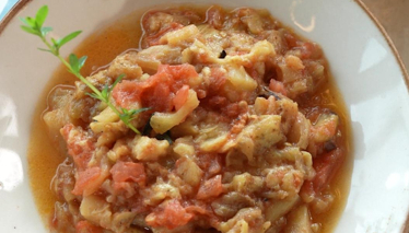 Vedat Milor'dan 'Sıcak Patlıcan' yorumu