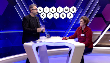 “Cinsiyet kategorisinin söz konusu olduğu dillerde erkek cinsten sayılan” anlamında kullanılan sıfat