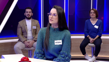 Mecazen, “sevgi, istek gibi duyguların kaynağı, gönül” anlamına gelen sözcük