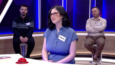 Birleşimine girdiği sözcüğe karşıt anlamı veren Batı kökenli bir ön ek