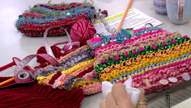 Klipsli Örgü Çanta