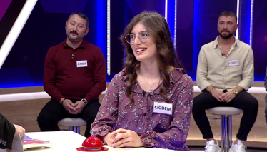 Gözün saydam tabakasının üzerine doğrudan uygulanan mercek