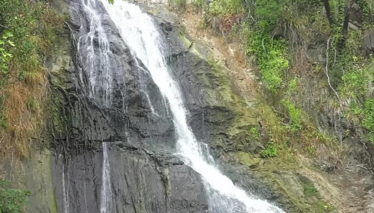 İzmir'de Saklı Cennet: 'Aşıklar Şelalesi'