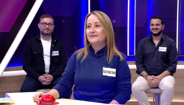 'Hile, düzen, oyun, yem' anlamlarında kullanılan mecaz