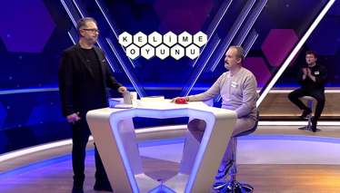 Birini aldatmak için yapılan düzen