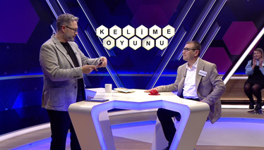 "Akrabası mı, yakını mı?" anlamına gelen bir zamir