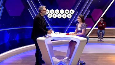 Önemi ve değeri çok olan eser veya kişi